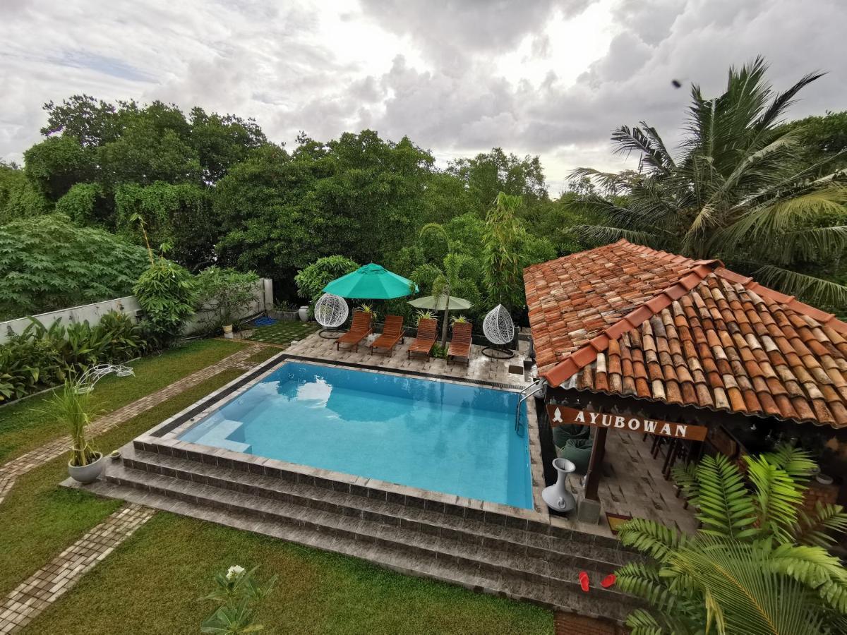 Nature Cabanas & Floating Restaurant Гале Екстериор снимка