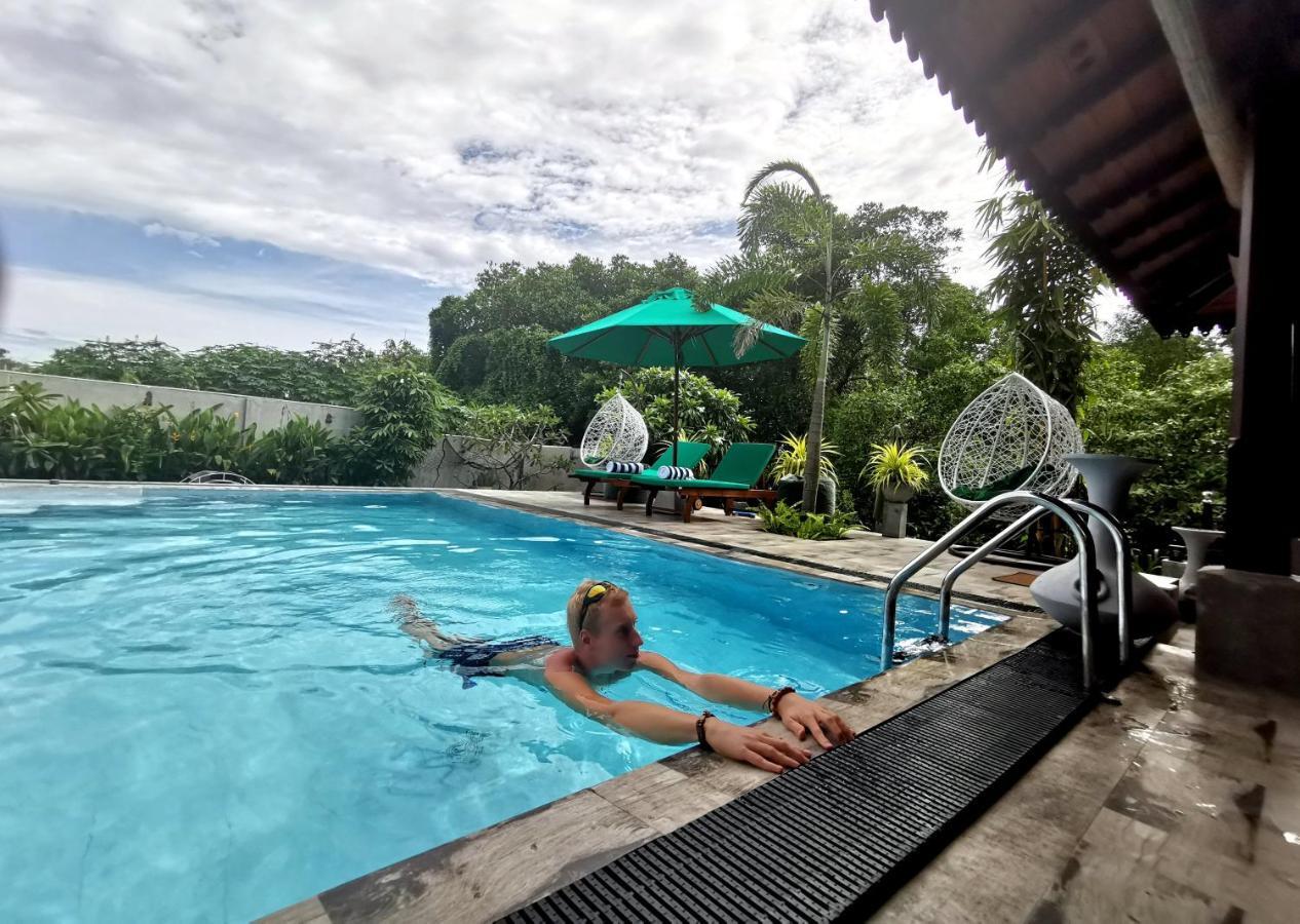 Nature Cabanas & Floating Restaurant Гале Екстериор снимка